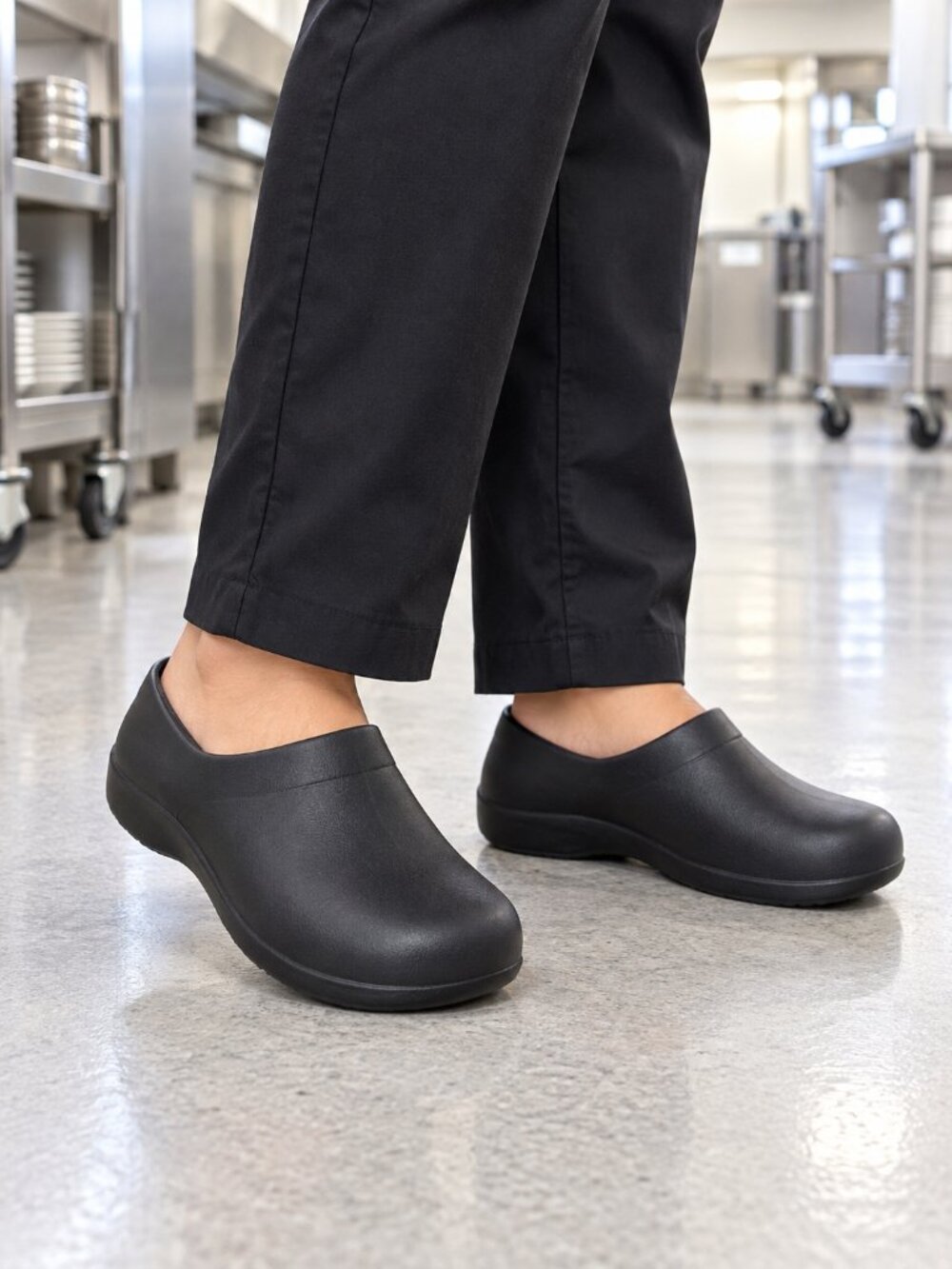 Crocs Neria Pro II Work Clog - Women's 6 New Black